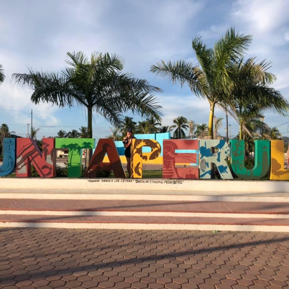 Meet your Posher, Adriana